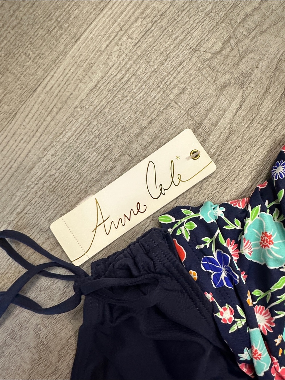 Navy Floral Tankini Set - Navy & Multi Floral Top size Small bottom XS - Picture 9 of 11
